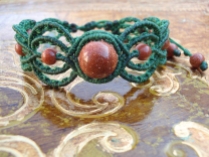 Macramé Bracelet with goldsand stone beads